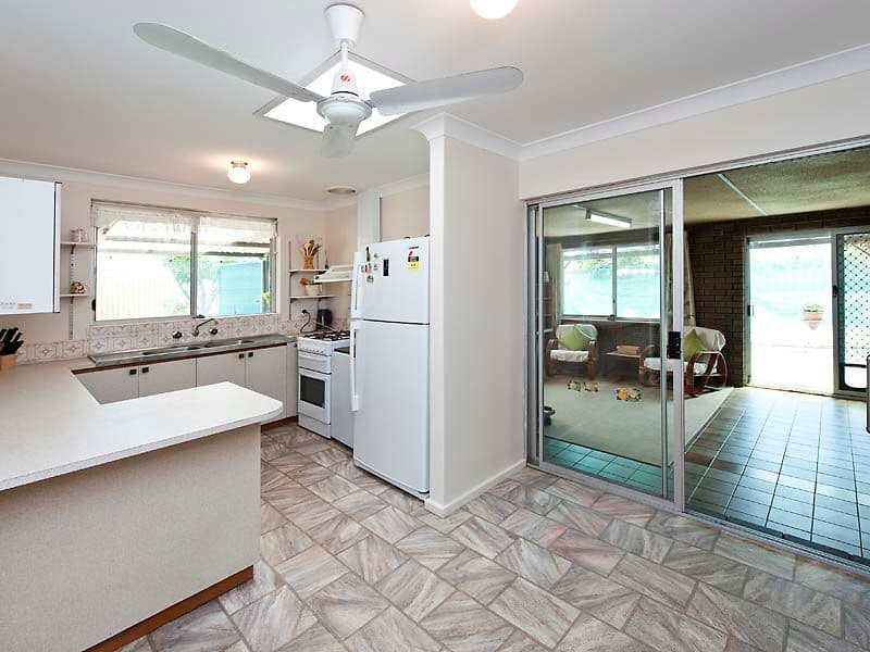 50 Breaden Drive, COOLOONGUP WA 6168, Cooloongup - Thumbnail 3