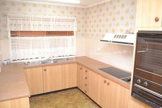 34 Todd Avenue, YEPPOON QLD 4703, Yeppoon - Thumbnail 4