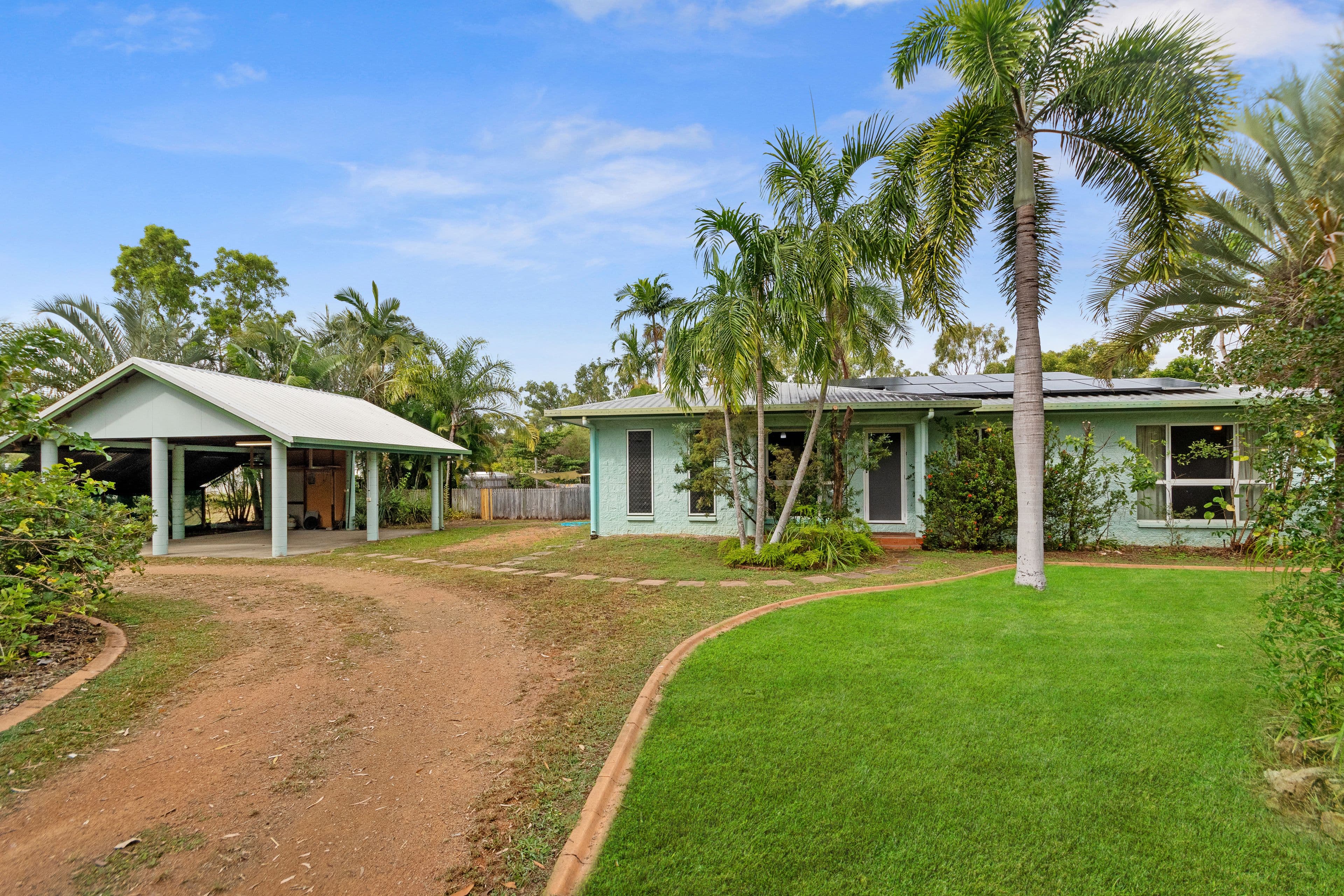 2 Bahama Court, Mount Low QLD 4818, Mount Low - Thumbnail 2