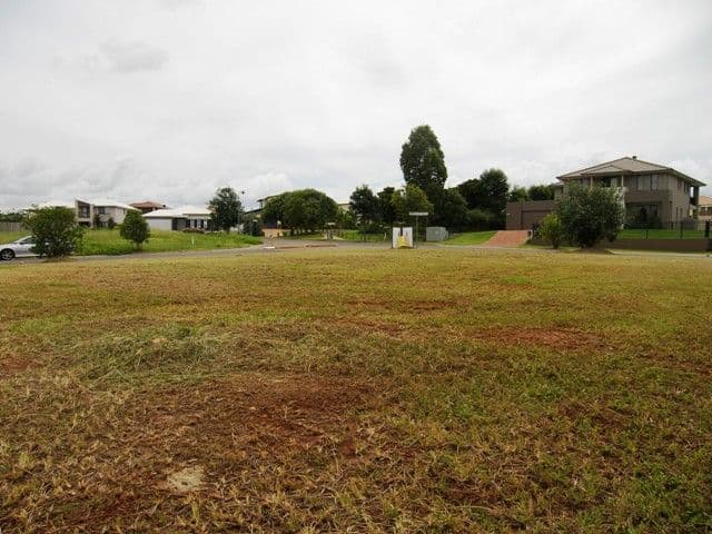35 Kimbolton Drive, REDLAND BAY QLD 4165, Redland Bay - Thumbnail 4