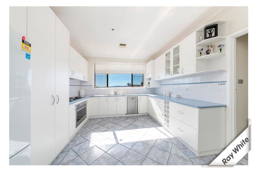 18 Rusten Street, QUEANBEYAN NSW 2620, Queanbeyan - Thumbnail 2