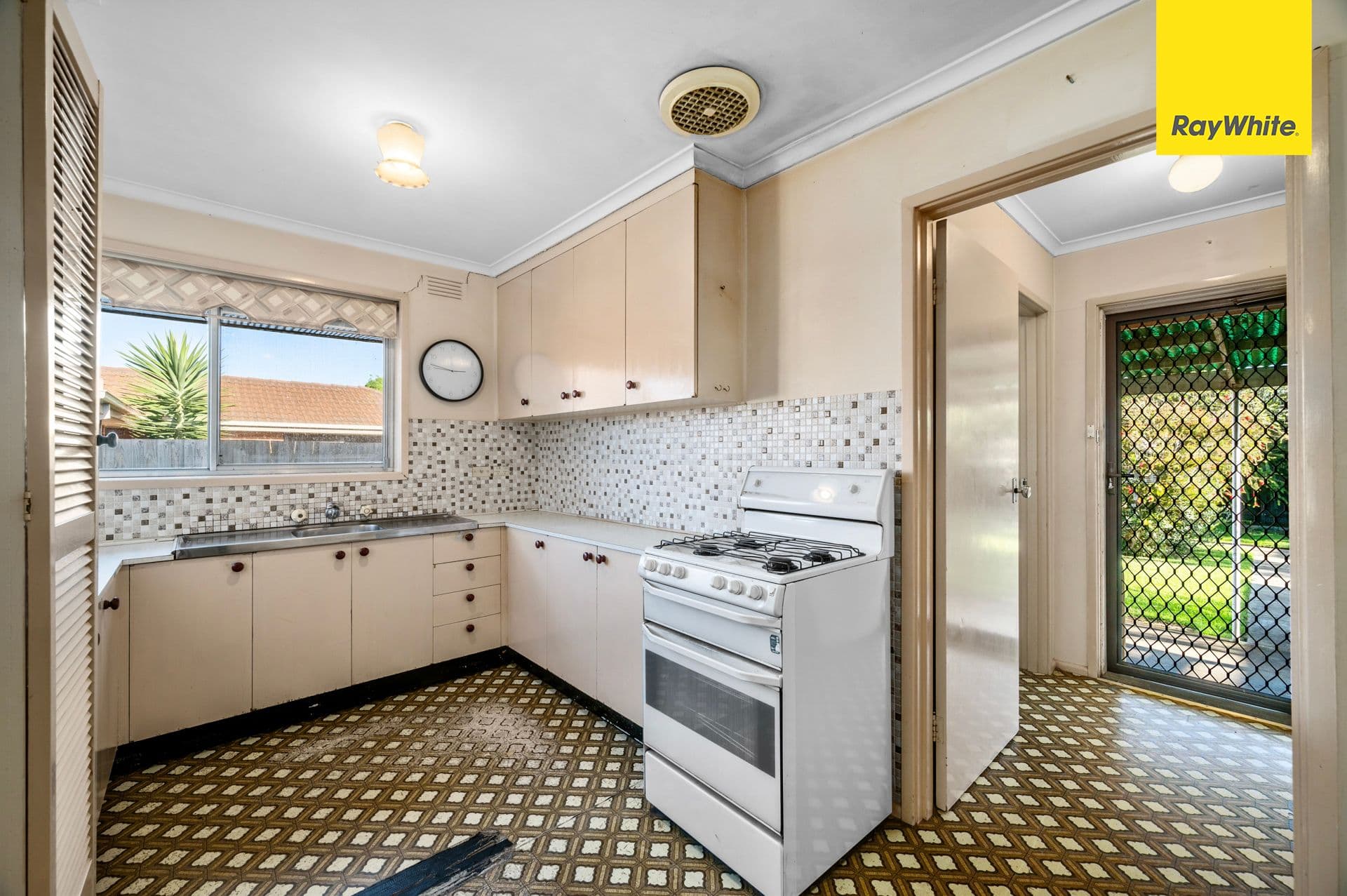 58 Childs Street, Melton South VIC 3338, Melton South - Thumbnail 5