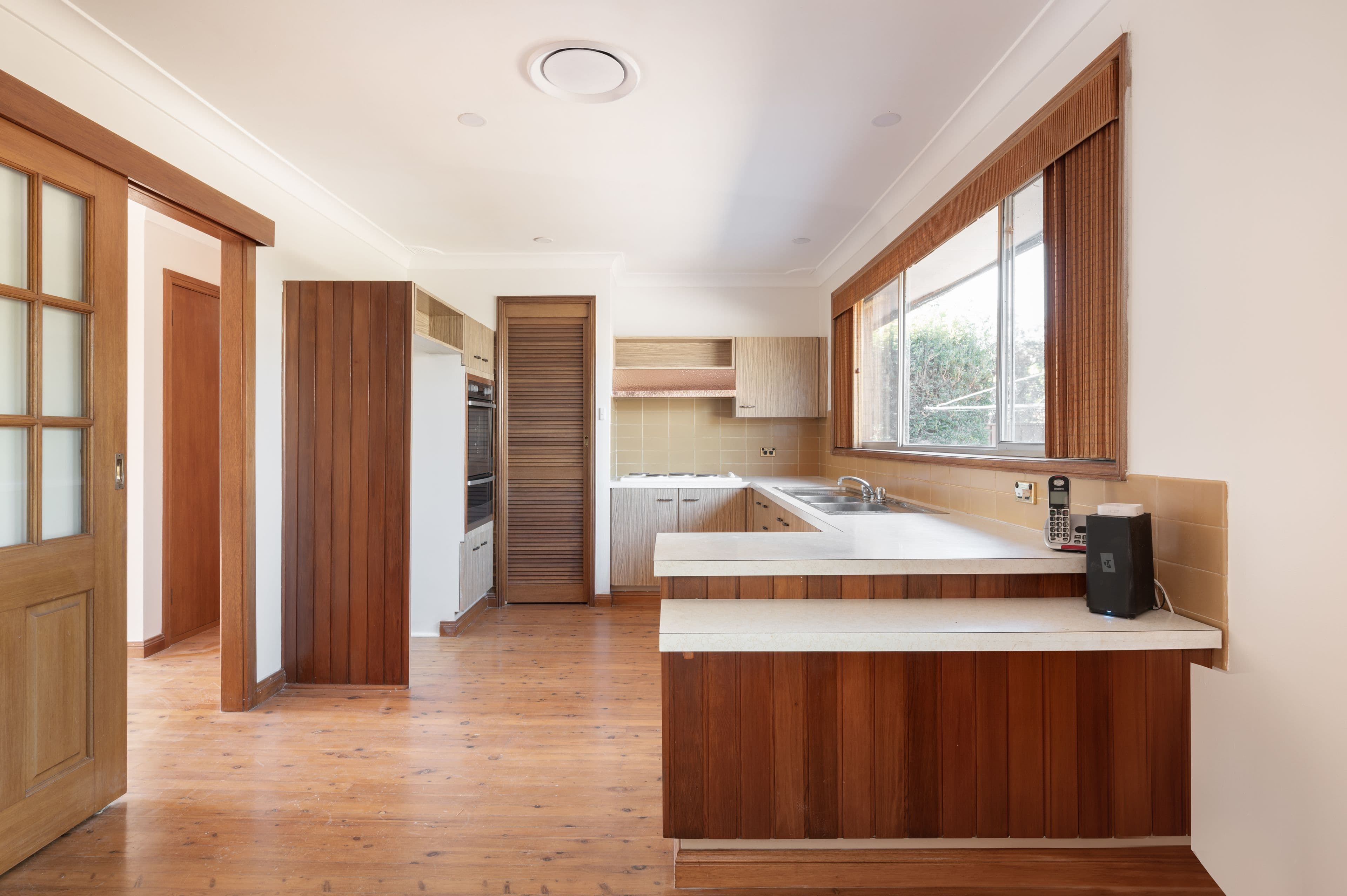 27 Conjola Crescent, Leumeah NSW 2560, Leumeah - Thumbnail 3