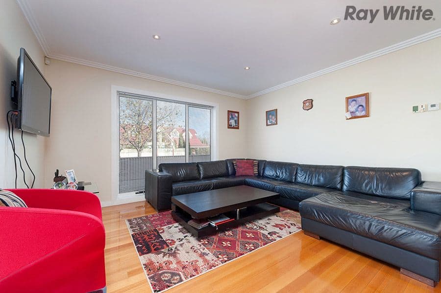 56 Royal Crescent, Hillside VIC 3037, Hillside - Thumbnail 6