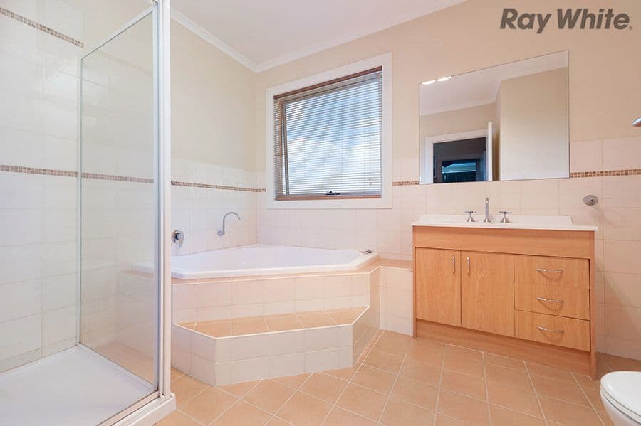 56 Royal Crescent, Hillside VIC 3037, Hillside - Thumbnail 8