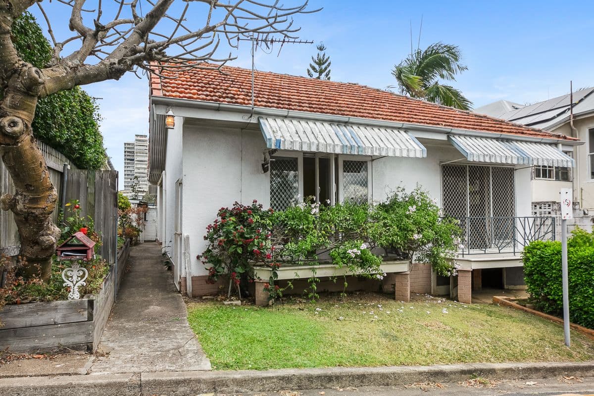 30 Blakeney Street, Highgate Hill QLD 4101, Highgate Hill - Thumbnail 2