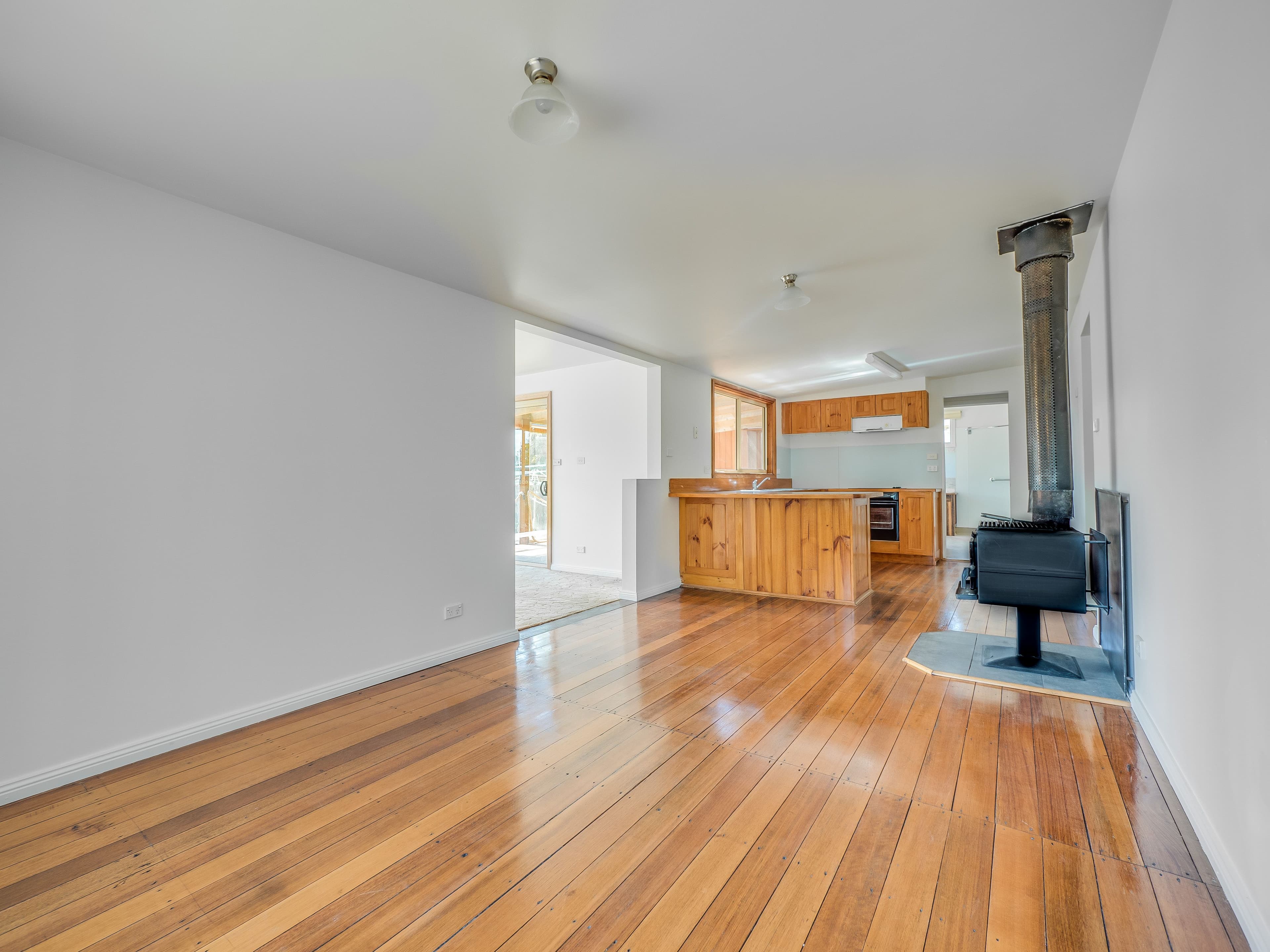 24 Roaring Beach Road, South Arm TAS 7022, South Arm - Thumbnail 4