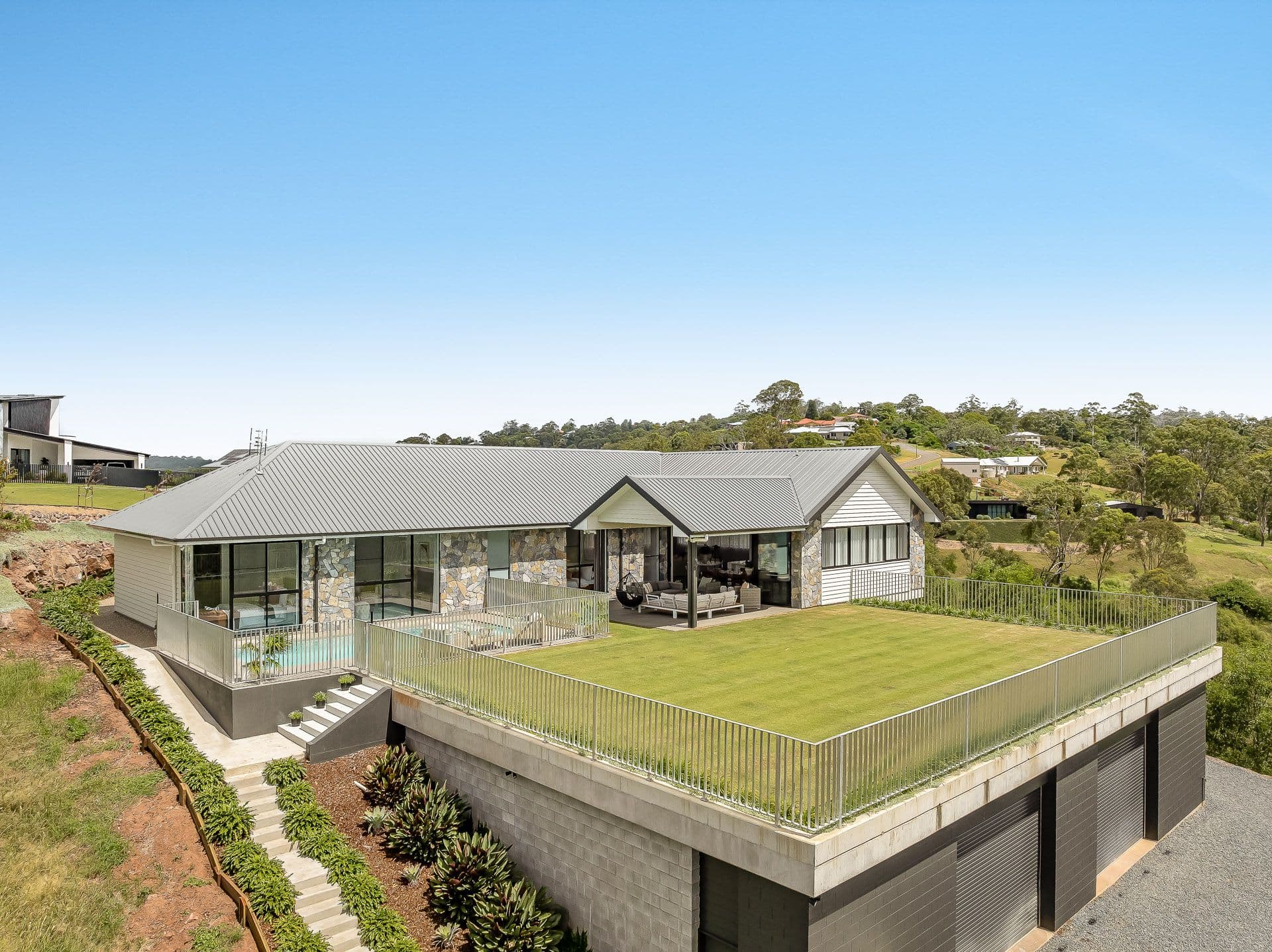 16 Keira Court, Blue Mountain Heights QLD 4350, Blue Mountain Heights - Thumbnail 2