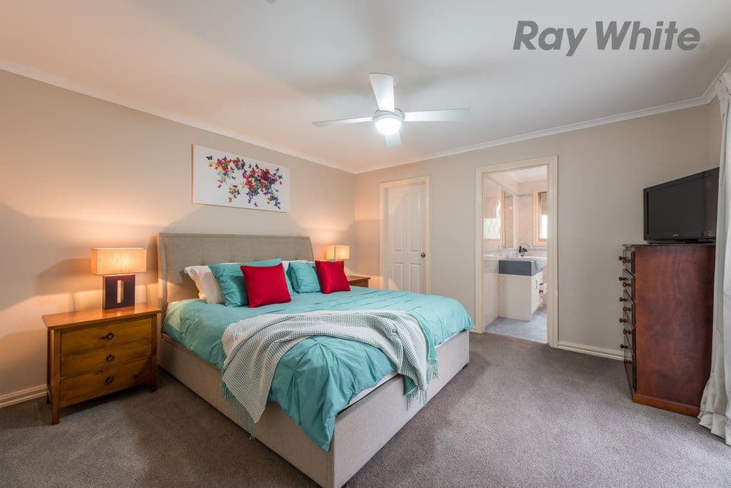 37 MEADOWLARK Lane, Mooroolbark VIC 3138, Mooroolbark - Thumbnail 8