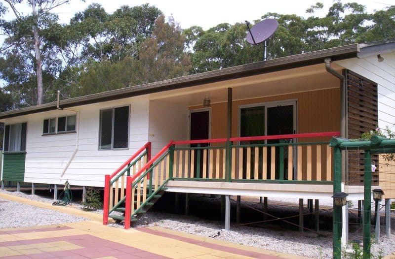 17 Kurrajong Road, RUSSELL ISLAND QLD 4184, Russell Island - Thumbnail 2