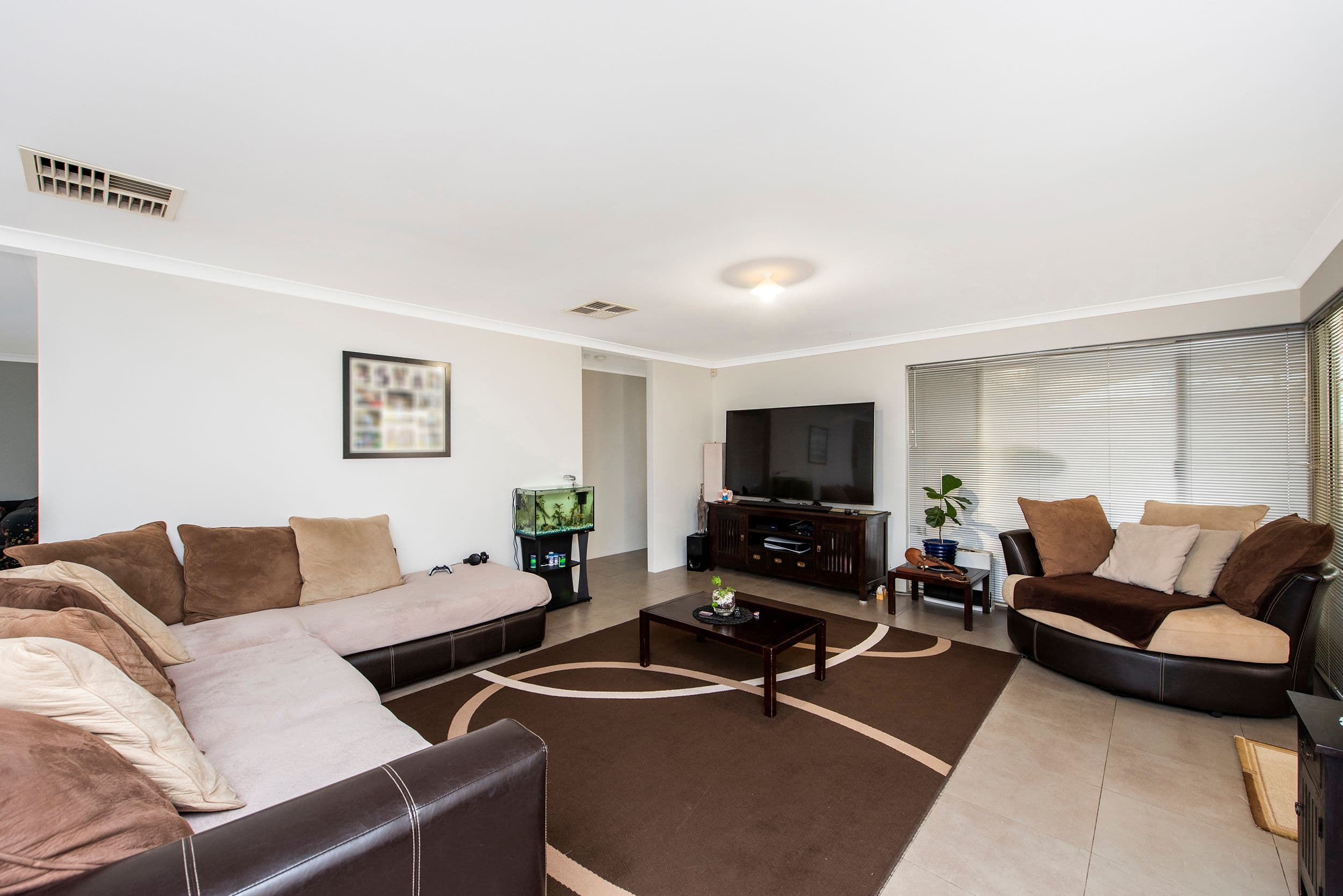8 Mcgolgan Green, Baldivis WA 6171, Baldivis - Thumbnail 3