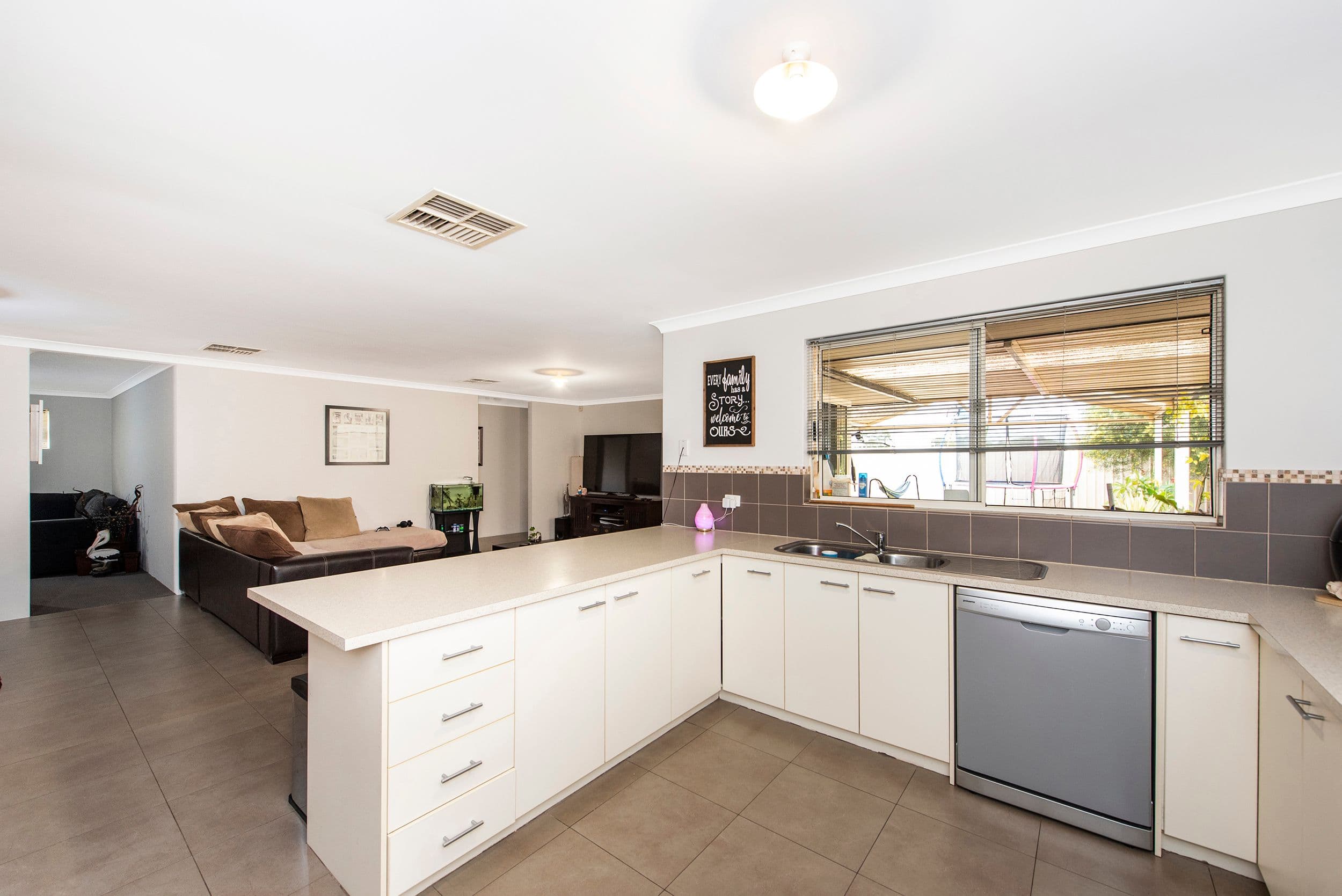 8 Mcgolgan Green, Baldivis WA 6171, Baldivis - Thumbnail 8