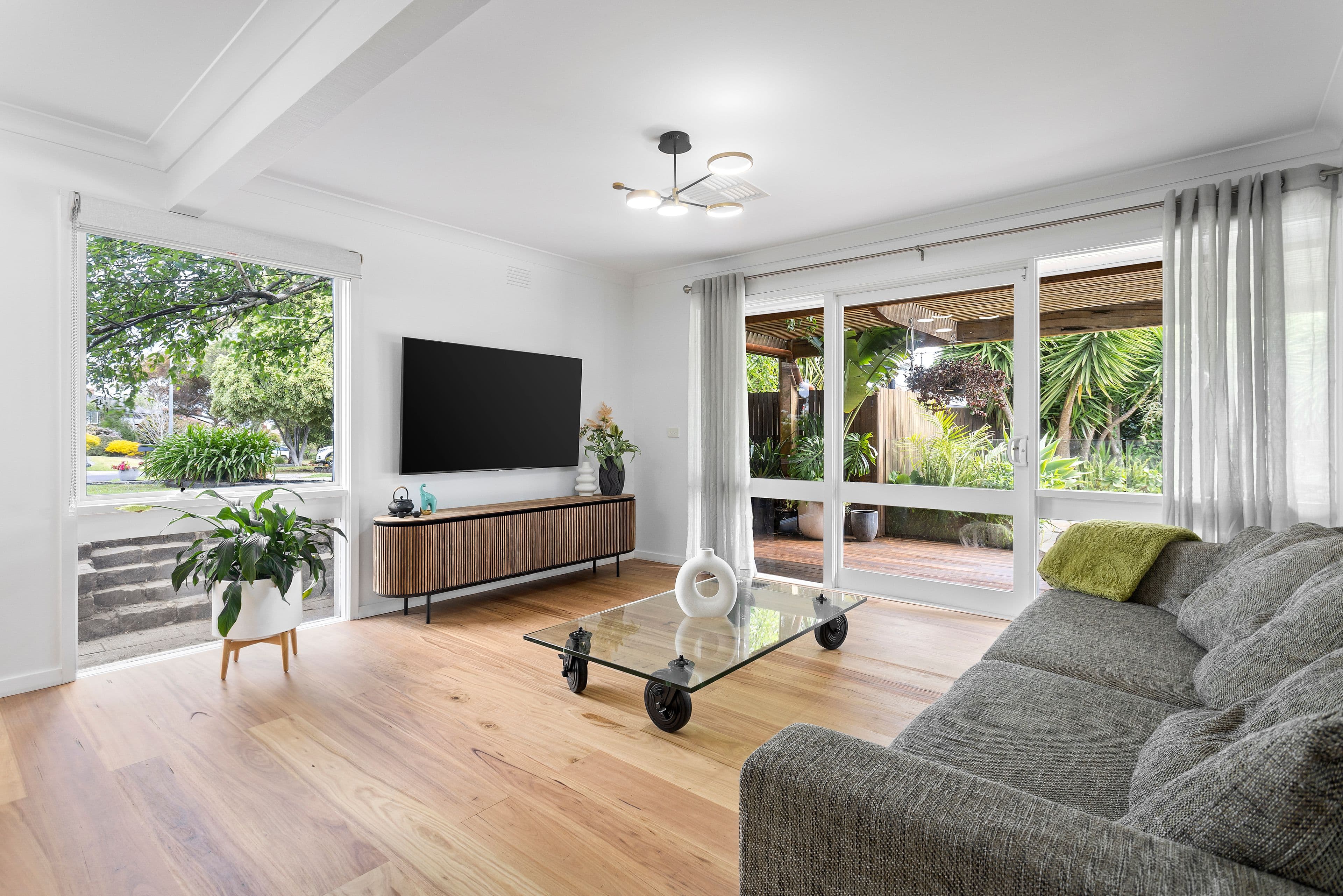 13 Haines Court, Sunbury VIC 3429, Sunbury - Thumbnail 3