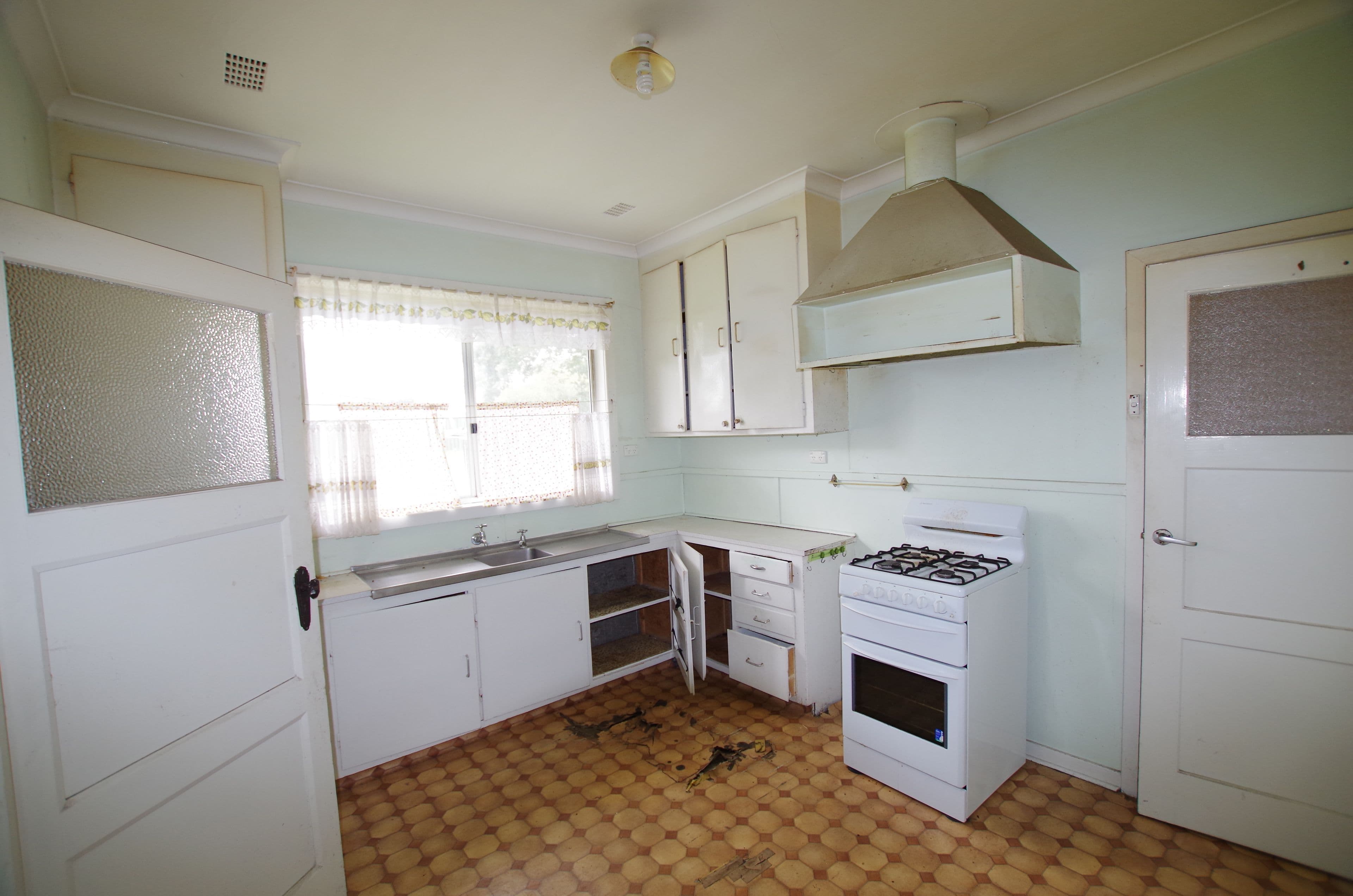 6 Leschenault Street, Lockyer WA 6330, Lockyer - Thumbnail 5