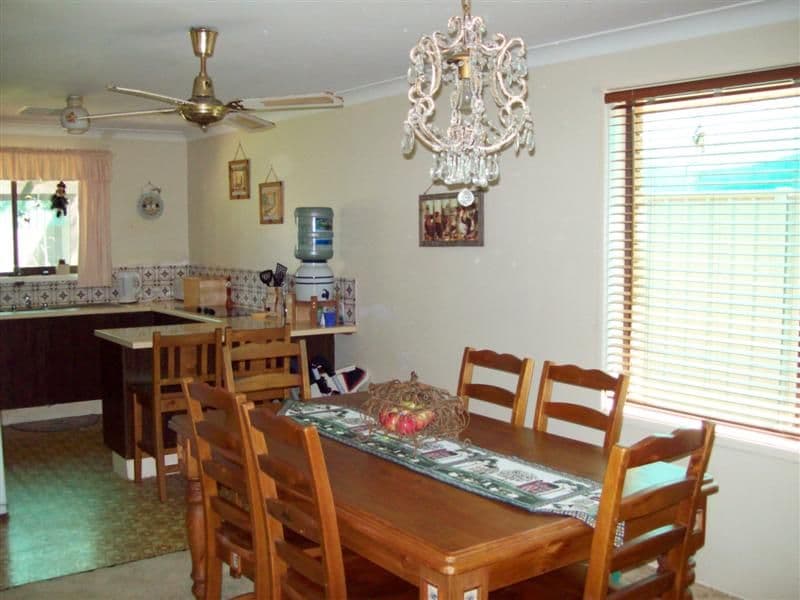 46  Springfield Way, DUBBO NSW 2830, Dubbo - Thumbnail 3