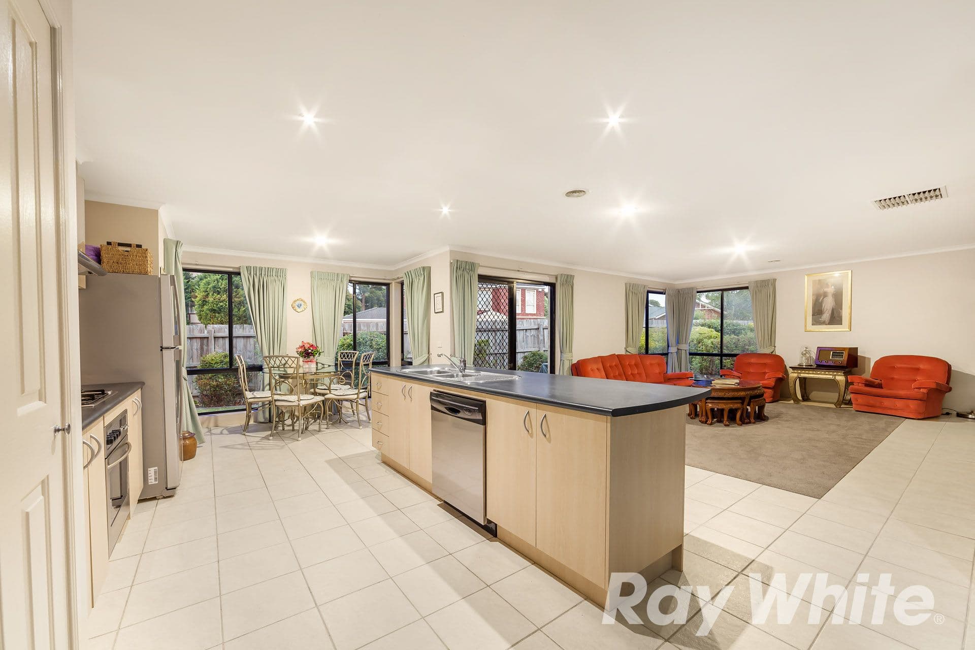 1 Lodge Close, Rowville VIC 3178, Rowville - Thumbnail 3
