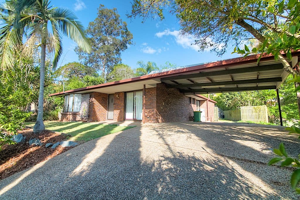 13 Pitceathly Street, Bundamba QLD 4304, Bundamba - Thumbnail 2
