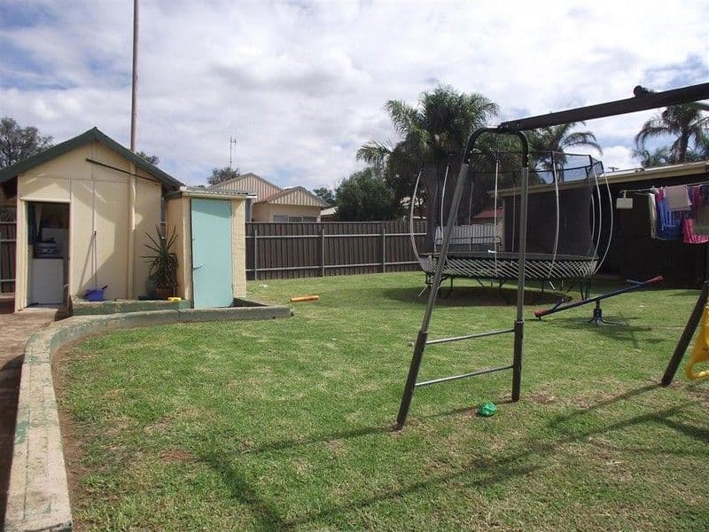 32  Elizabeth, PARKES NSW 2870, Parkes - Thumbnail 7