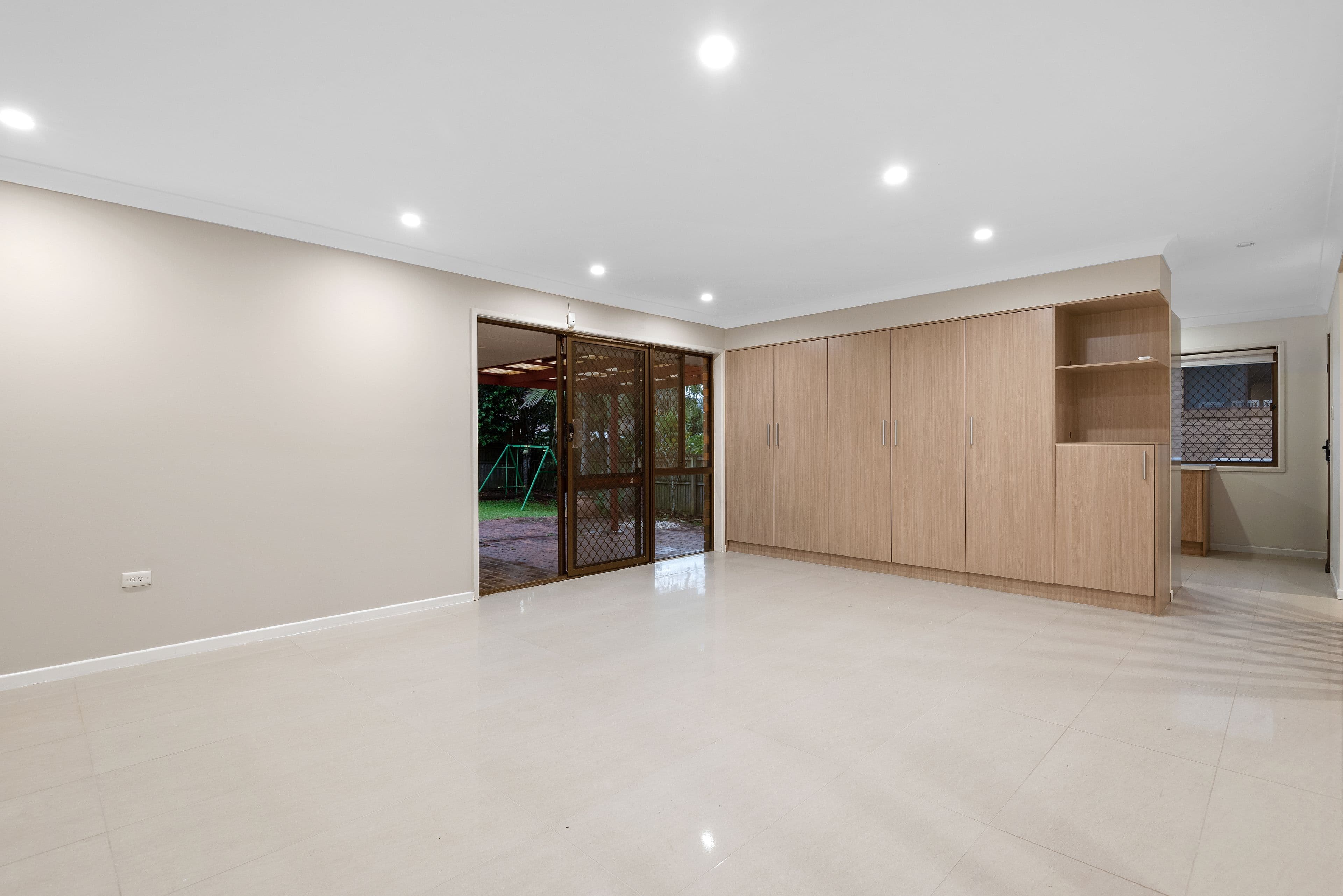 9 Cranberry Street, Eight Mile Plains QLD 4113, Eight Mile Plains - Thumbnail 7
