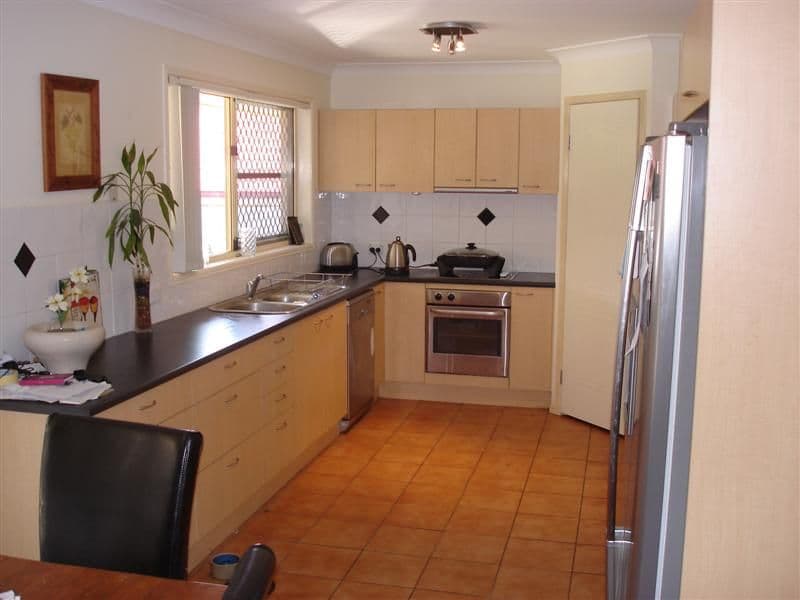 4 Farnham Street, WELLINGTON POINT QLD 4160, Wellington Point - Thumbnail 2