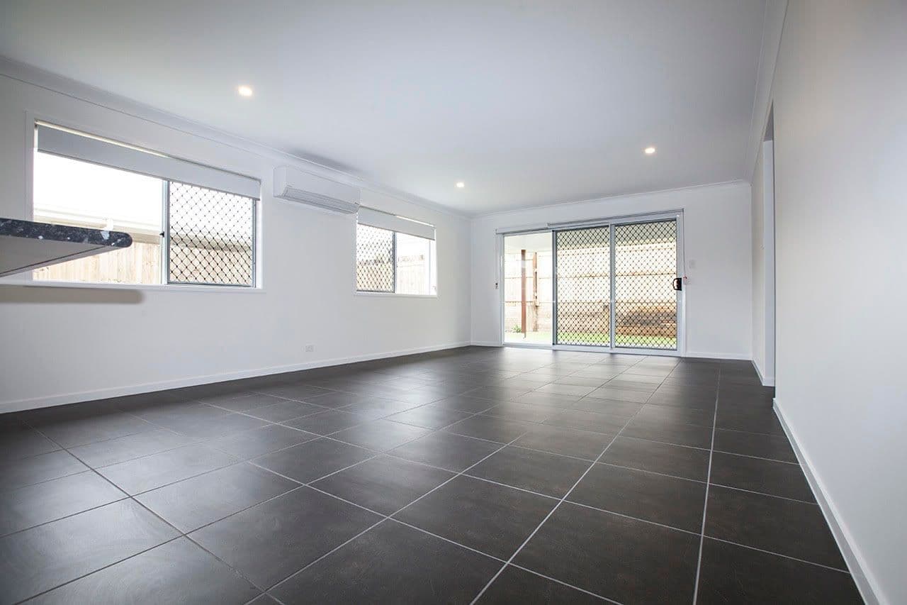 6 Honeyeater Lane, Deebing Heights QLD 4306, Deebing Heights - Thumbnail 2