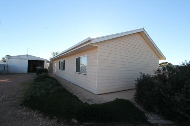 12 Burton Street, COWELL SA 5602, Cowell - Image 1