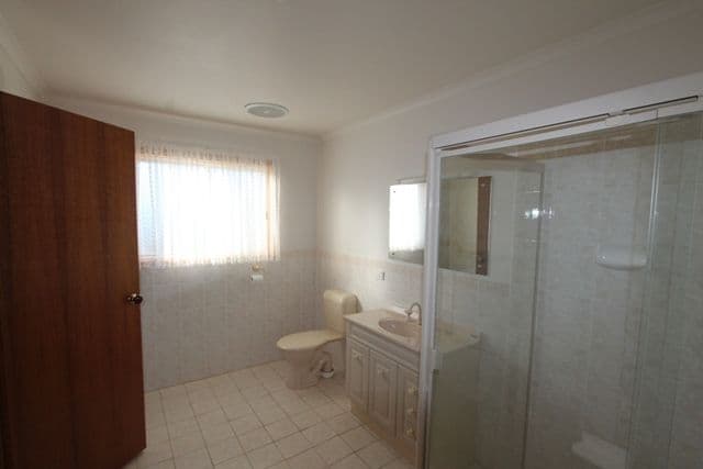 12 Burton Street, COWELL SA 5602, Cowell - Thumbnail 2