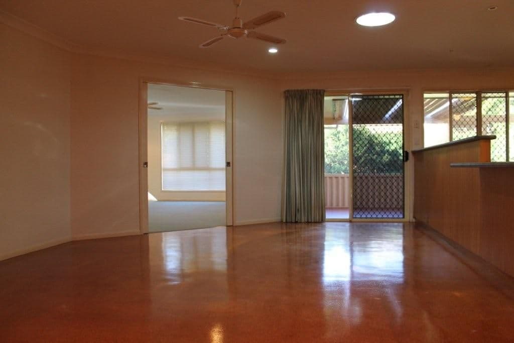 19 Meredith Crescent, RANGEVILLE QLD 4350, Rangeville - Thumbnail 2
