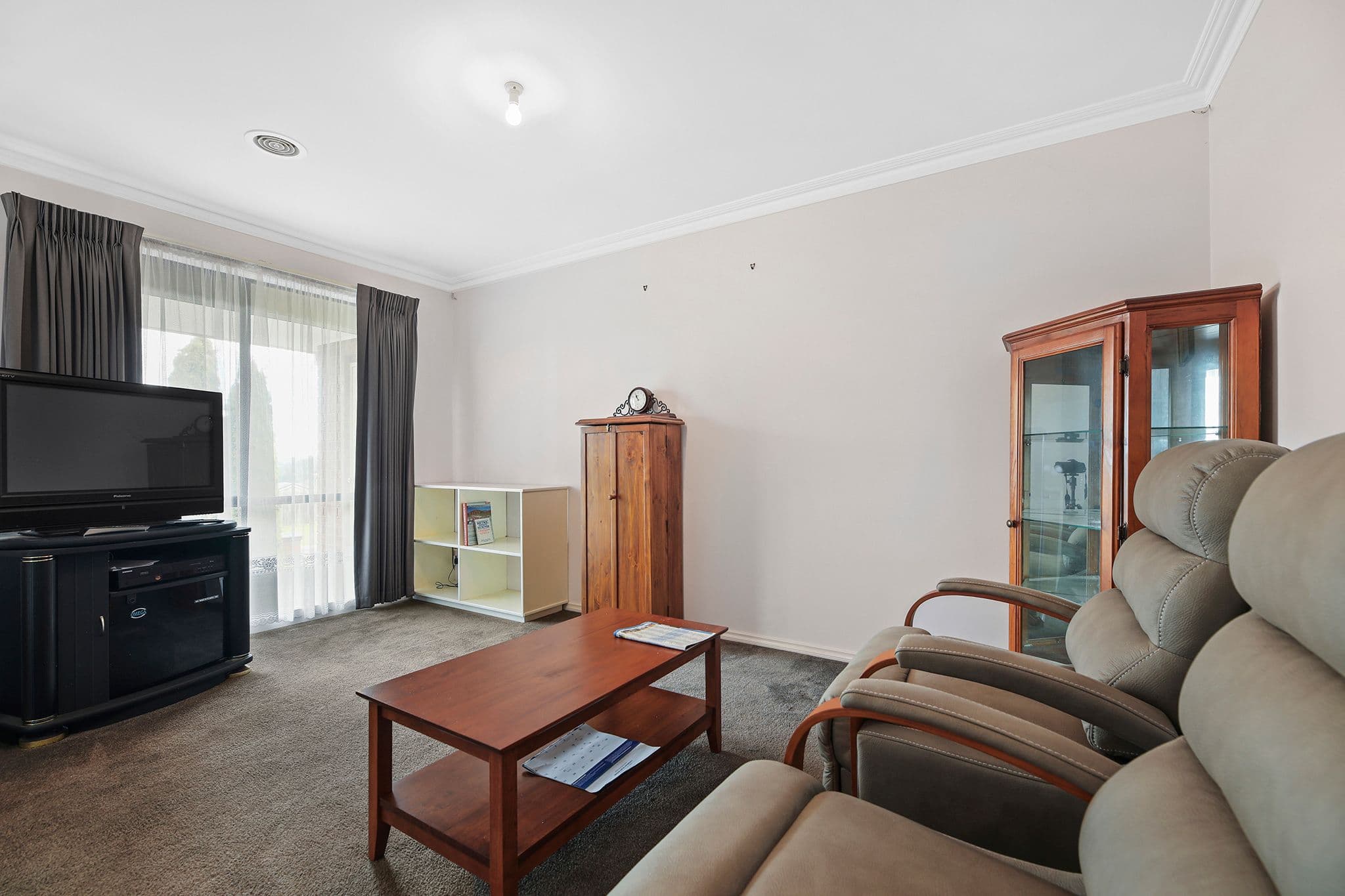 12 Emma Close, Drouin VIC 3818, Drouin - Thumbnail 4