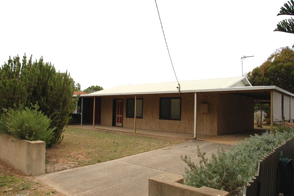 8 Bashford Street, JURIEN BAY WA 6516, Jurien Bay - Image 1