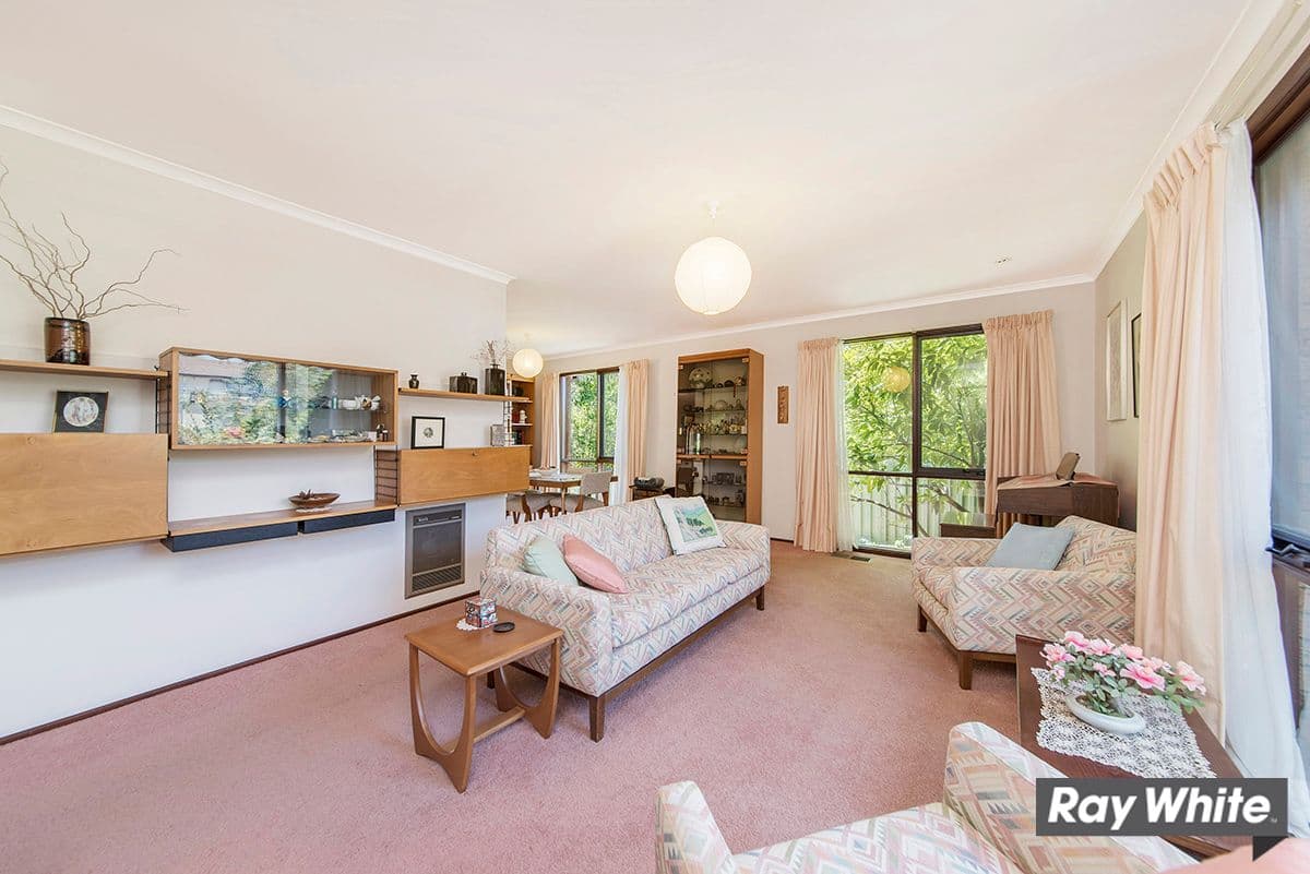 6 Neeld Place, Charnwood ACT 2615, Charnwood - Thumbnail 3