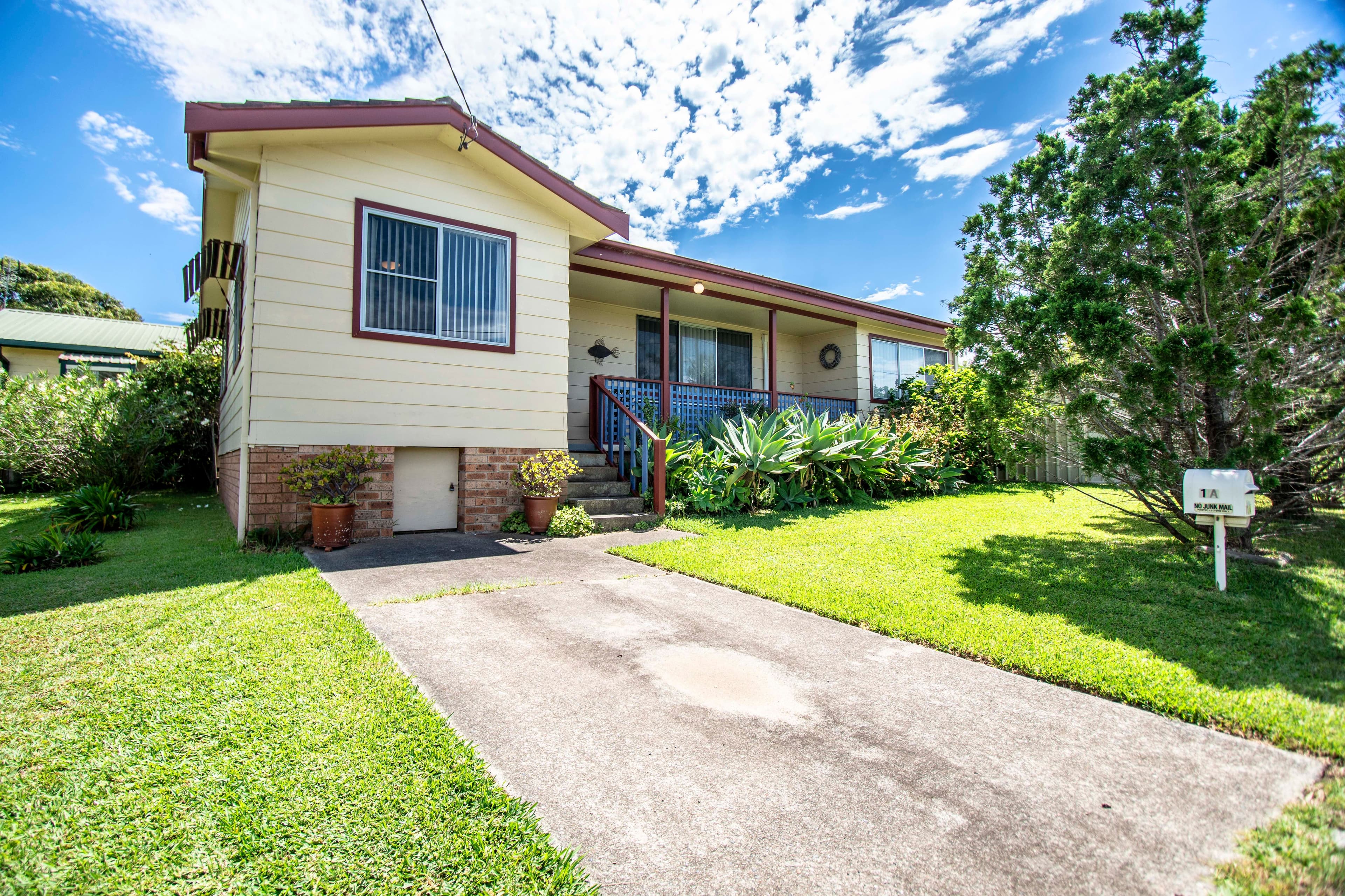 12 Penguins Head Road, Culburra Beach - Image 1