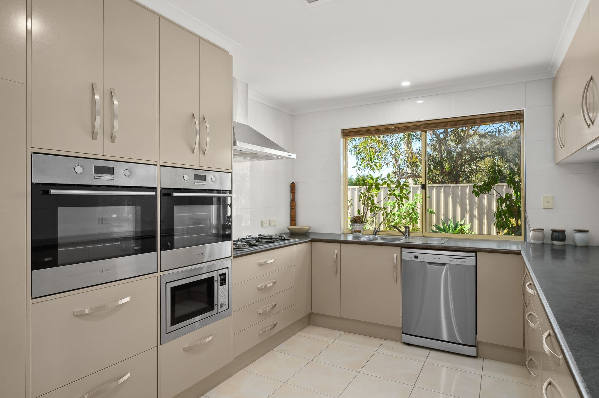 27 Berenwode Circuit, Morphett Vale SA 5162, Morphett Vale - Thumbnail 7
