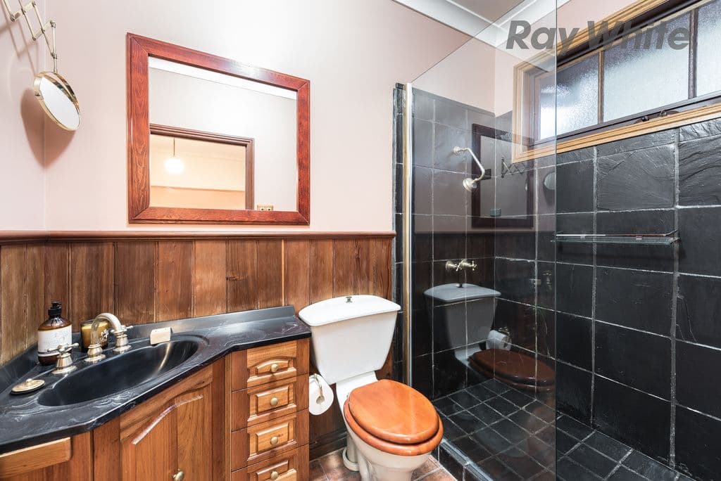 22 Dorchester Avenue, Montrose VIC 3765, Montrose - Thumbnail 6