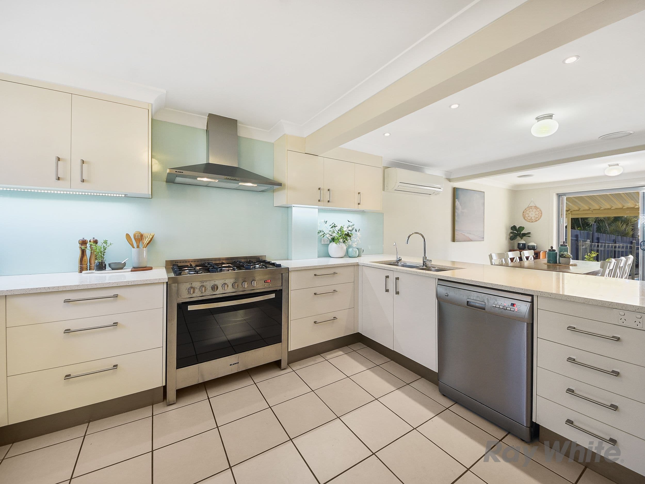 20 Woorak Street, Bracken Ridge QLD 4017, Bracken Ridge - Thumbnail 5