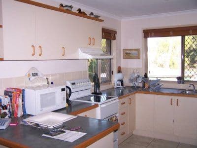 24 Wyena Avenue, LAMB ISLAND QLD 4184, Lamb Island - Thumbnail 4