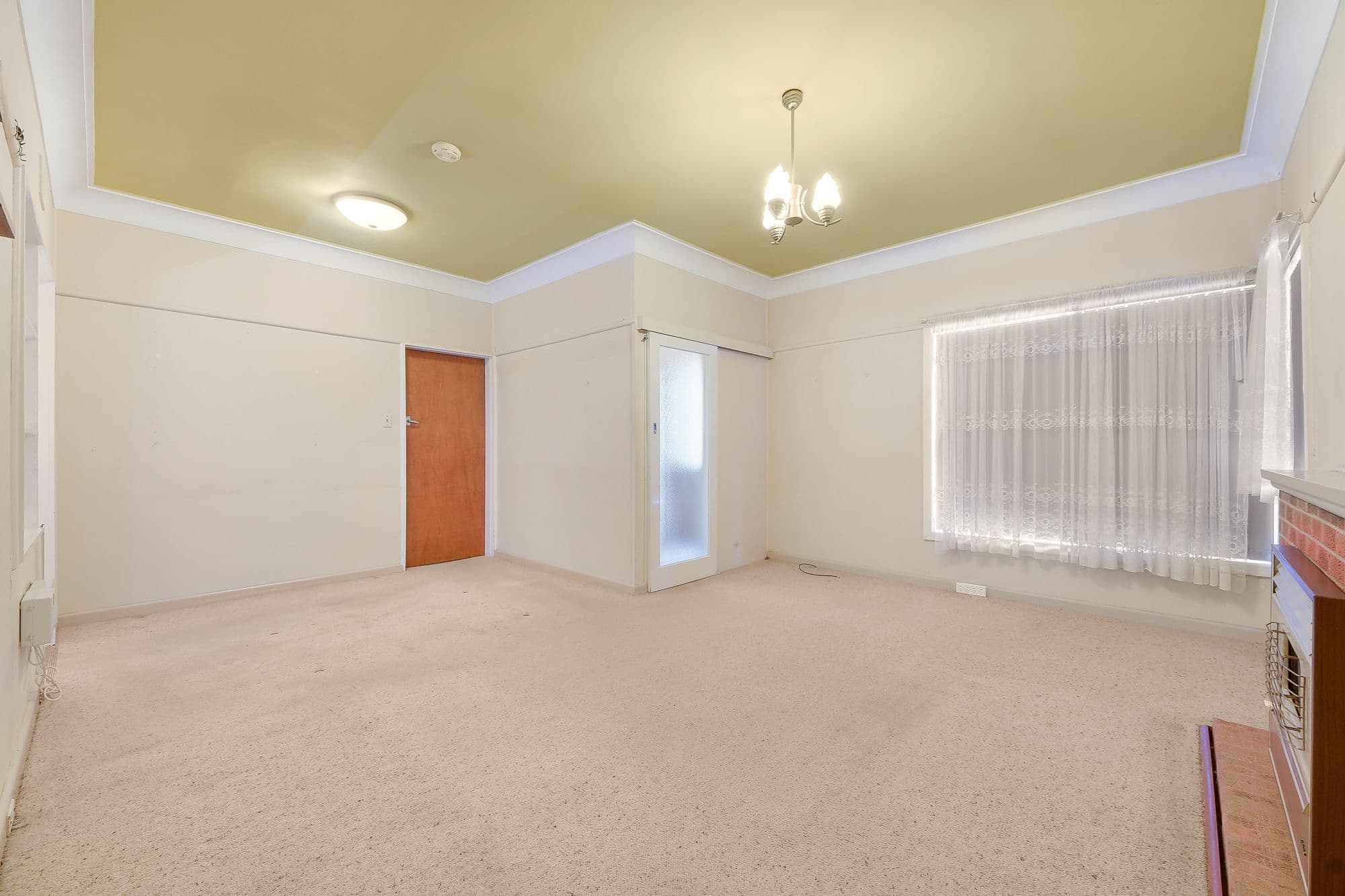 10 Ronald Street, Campbelltown - Thumbnail 2