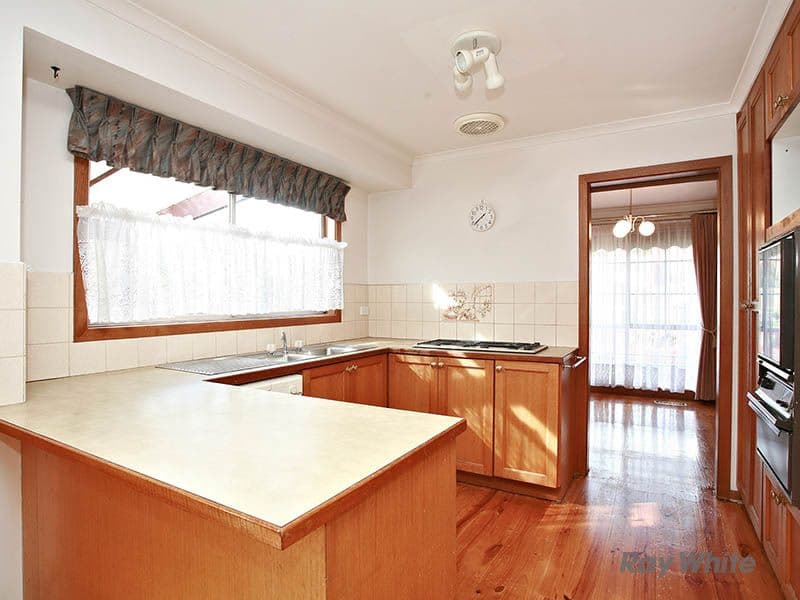 39 Kurrajong Road, NARRE WARREN VIC 3805, Narre Warren - Thumbnail 2