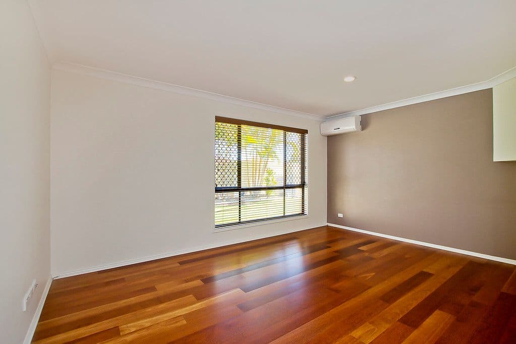 4 Little Hampton Court, ARUNDEL QLD 4214, Arundel - Thumbnail 6