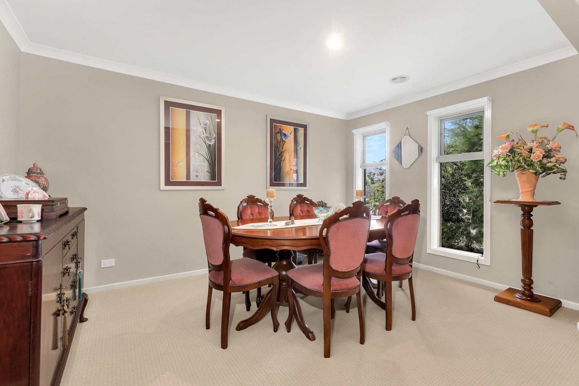25 Willesden Crescent, Wyndham Vale VIC 3024, Wyndham Vale - Thumbnail 2