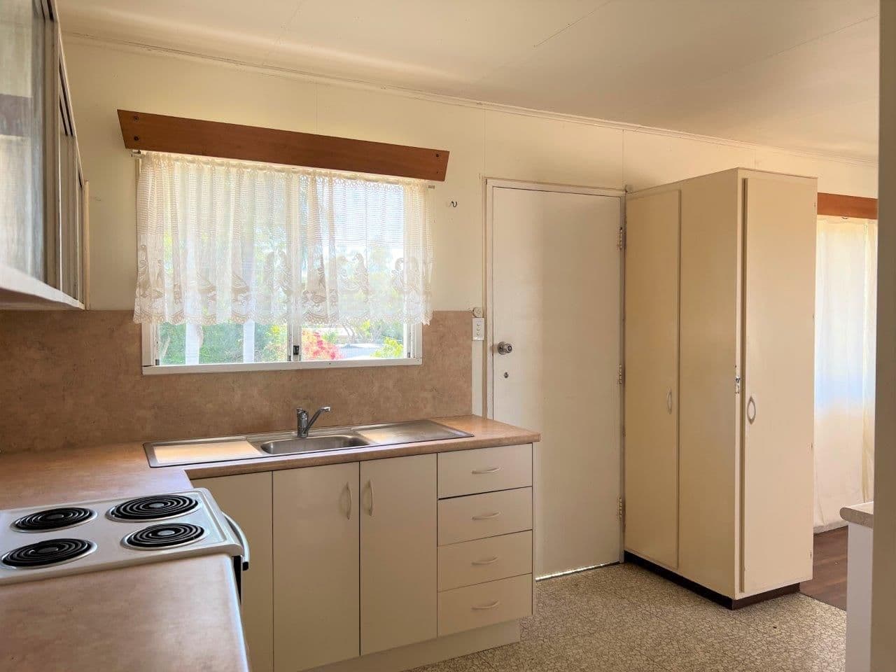 24 Gauvin Street, Richmond Hill QLD 4820, Richmond Hill - Thumbnail 5