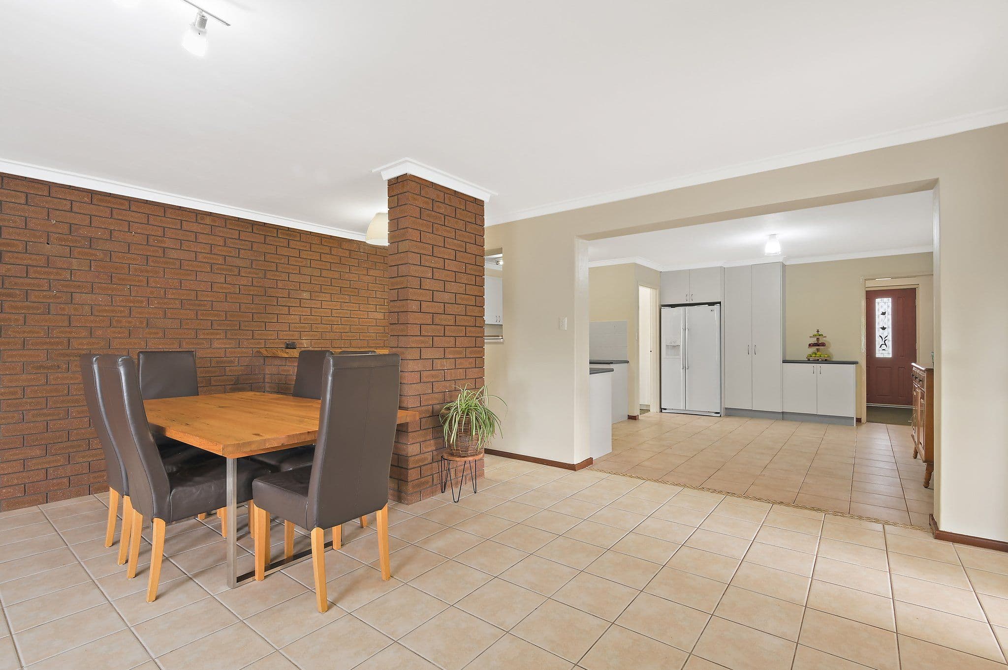 30 Chevalier Way, Thornlie WA 6108, Thornlie - Thumbnail 5