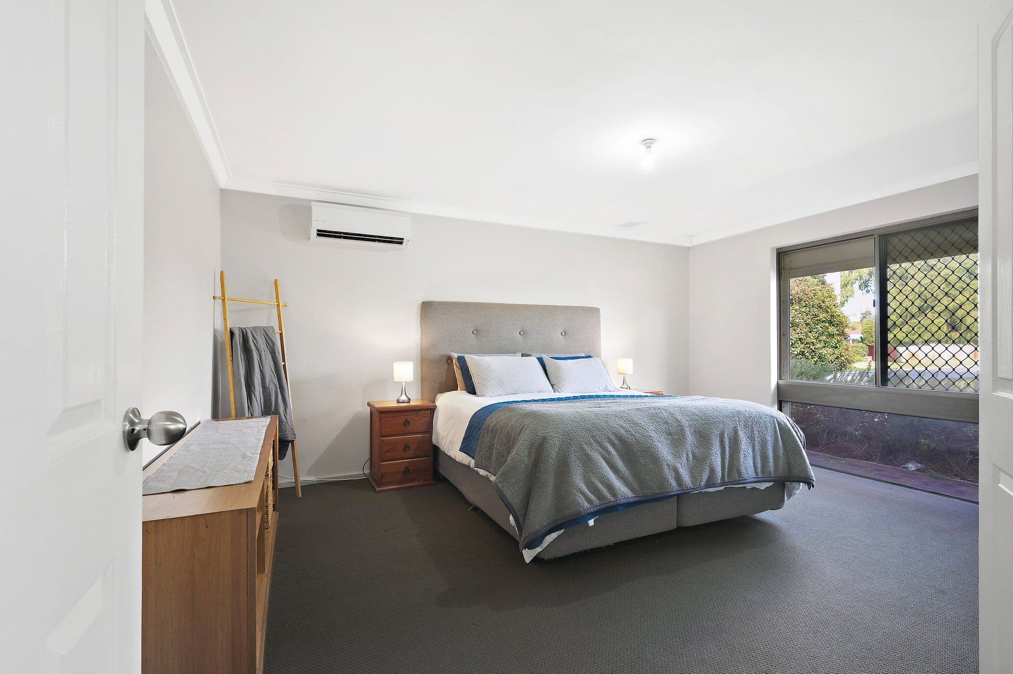 30 Chevalier Way, Thornlie WA 6108, Thornlie - Thumbnail 6