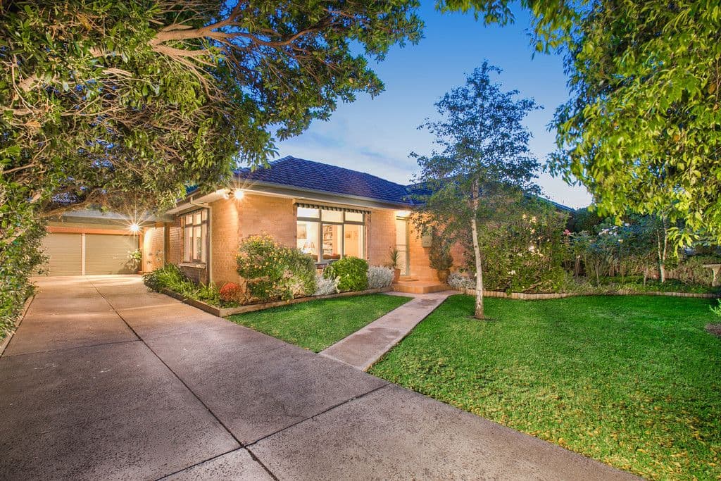 21 Inverness Street, Reservoir VIC 3073, Reservoir - Image 1