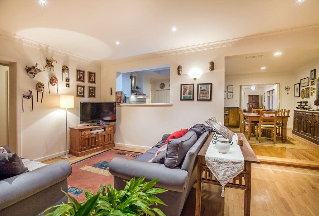 21 Inverness Street, Reservoir VIC 3073, Reservoir - Thumbnail 4