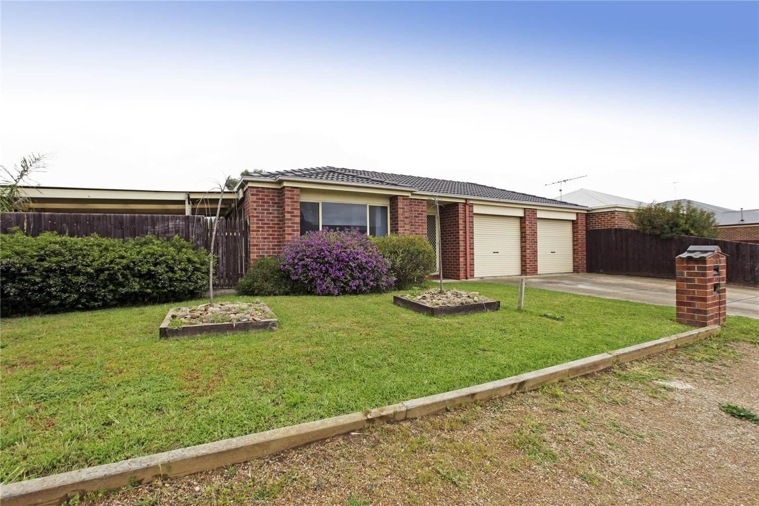 87 Country Gardens Drive, LARA VIC 3212, Lara - Image 1