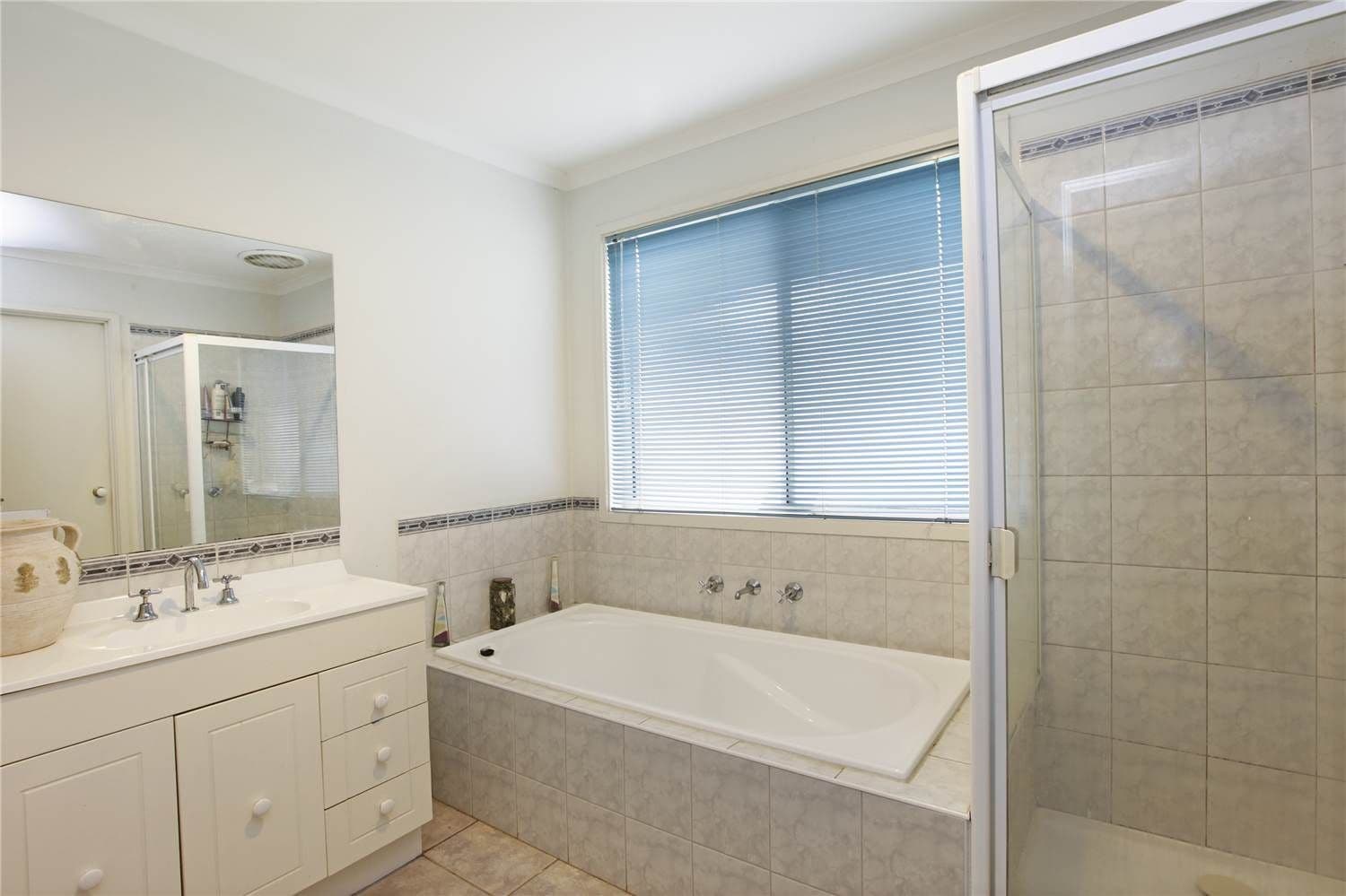 87 Country Gardens Drive, LARA VIC 3212, Lara - Thumbnail 8