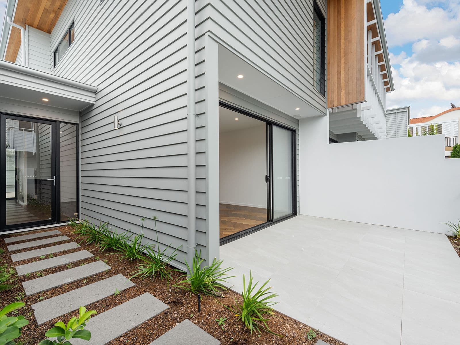 14-18 Allen Street, Hamilton QLD 4007, Hamilton - Thumbnail 2