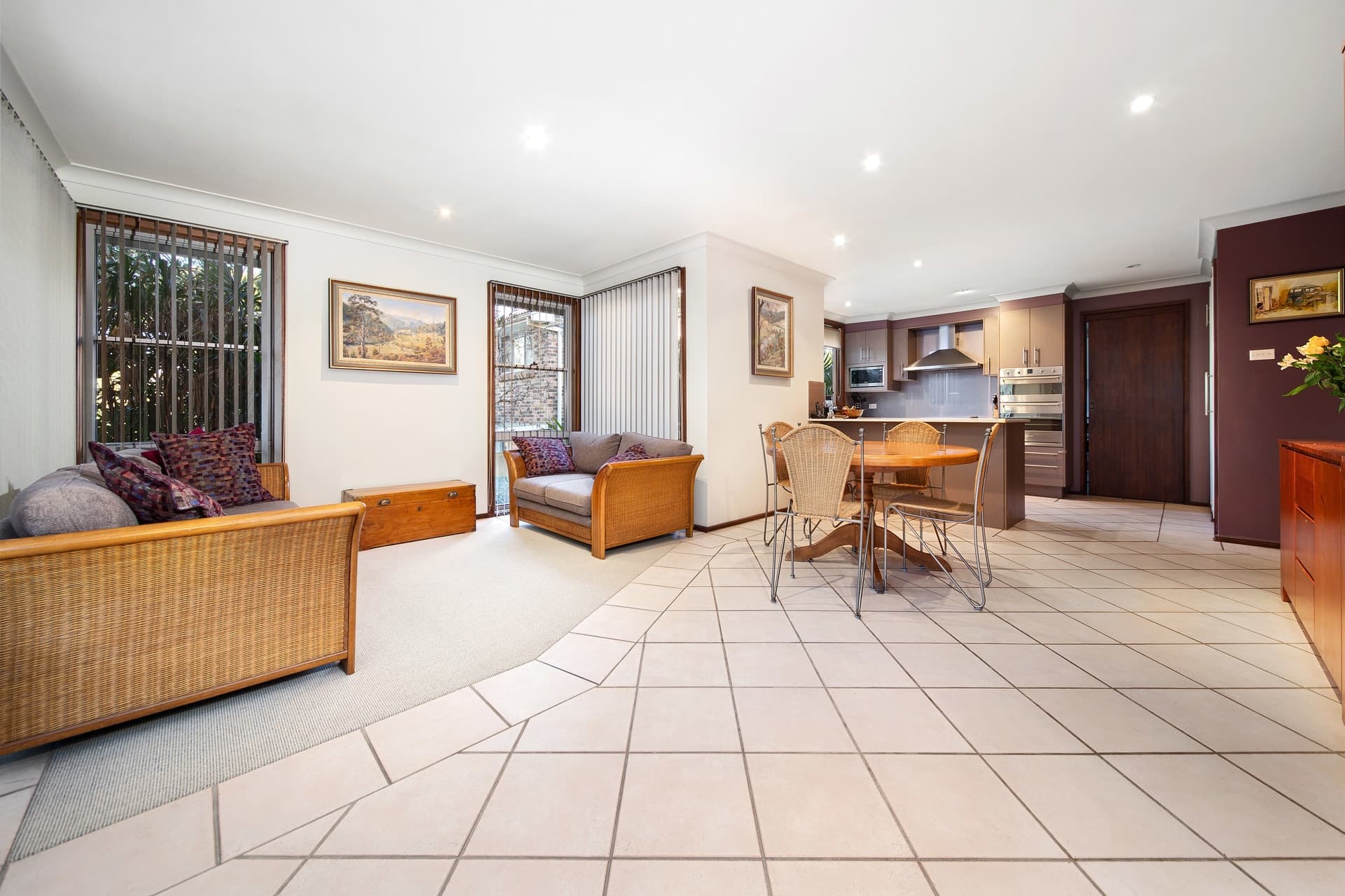 12 Cygnet Place, Illawong, Illawong - Thumbnail 2