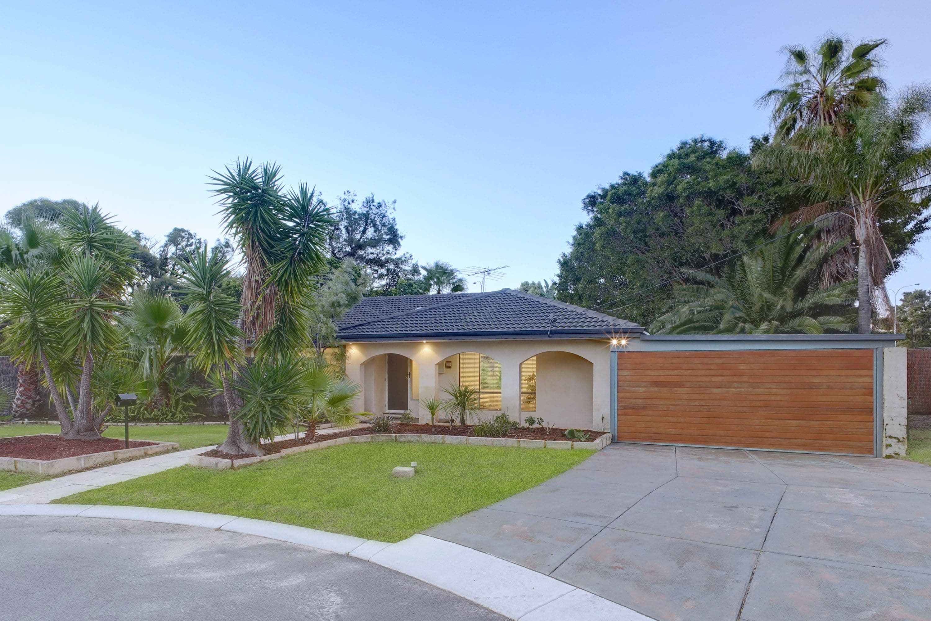 5 Erica Court, Greenwood WA 6024, Greenwood - Thumbnail 2